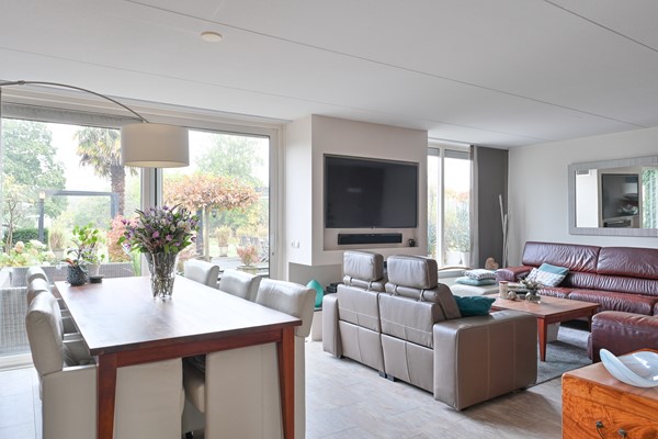 Medium property photo - Marie van Regteren Altenastraat 23, 3207 KB Spijkenisse